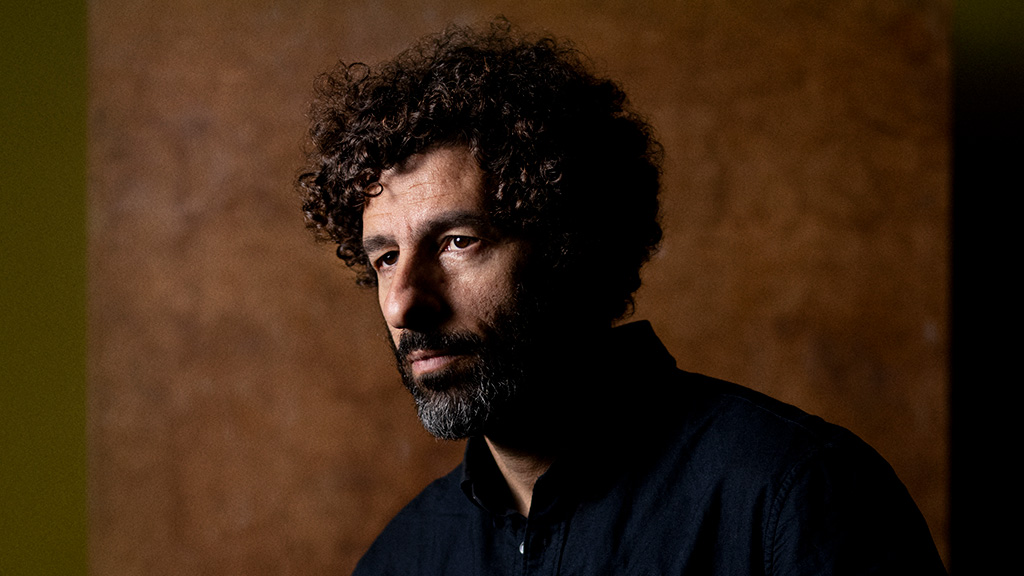 José González